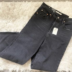 Levi's Ribcage straight ankle jeans
